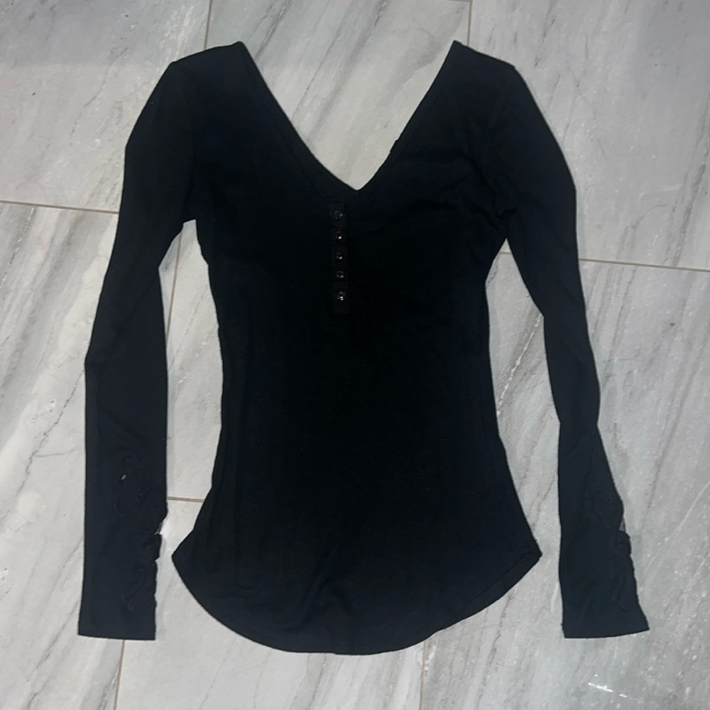 Guess black long sleeve with sleeve flower detail Size S